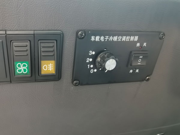 帶冷暖空調(diào)電動(dòng)巡邏車 帶冷暖空調(diào)電動(dòng)巡邏車